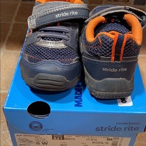 Stride Rite 6c wide toddler shoes